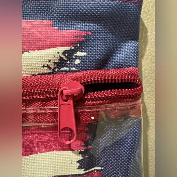 Swimsuit Sack with Front Zipper Pocket Touchscreen Compatible Top Zipper FLAG - Picture 7 of 11